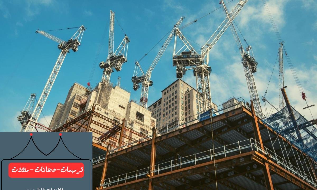 تشييد مراكز تجارية كبيرة مع تنوع في الخدمات والمحلات لتلبية كافة احتياجات الزوار.